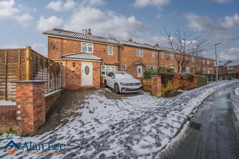 2 bedroom end of terrace house for sale, Greystoke Road, Macclesfield, SK10 2NN