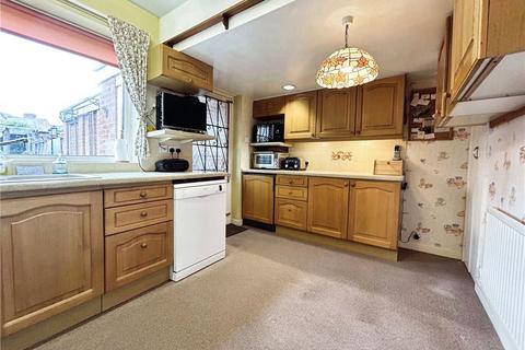 4 bedroom semi-detached house for sale, Elm Road, Evesham, Worcestershire