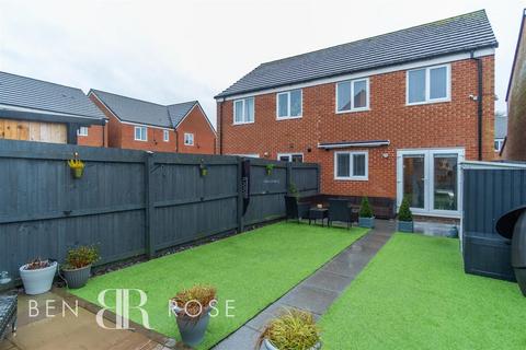 3 bedroom semi-detached house for sale, Halifax Drive, Buckshaw Village, Chorley