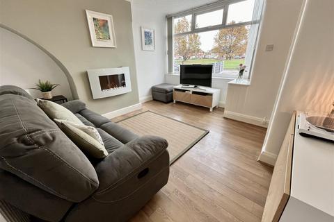 3 bedroom end of terrace house for sale, Wycombe Close, Urmston, Manchester