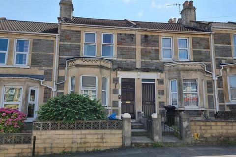 4 bedroom house to rent, Coronation Avenue, Bath BA2