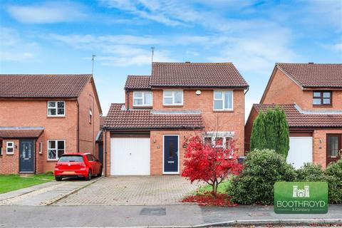 3 bedroom detached house for sale, Turton Way, Kenilworth