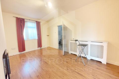 2 bedroom semi-detached house to rent, East Bank Road, Sheffield S2