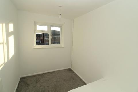 27 Carroll Close, Newport Pagnell, MK16 8QJ