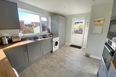 3 bedroom semi-detached house for sale, Whitton Close, Shrewsbury