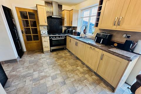 29 Bramble Green, Dudley, DY1 3TP