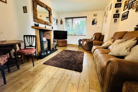 9 Brough Close, Lanesfield, Wolverhampton, WV4 6LT