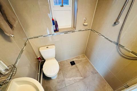 9 Brough Close, Lanesfield, Wolverhampton, WV4 6LT