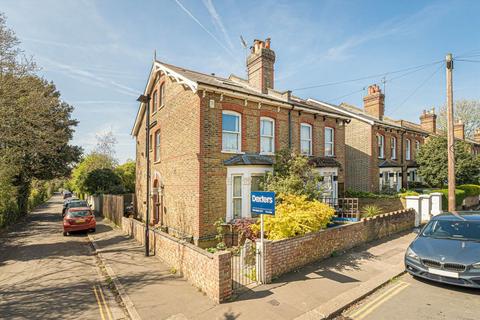 Parkside Road, Hounslow TW3