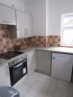 3 bedroom terraced house to rent, Odsey St, Kensington