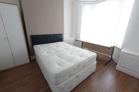 4 bedroom terraced house to rent, Saxony Rd, Kensington Fields