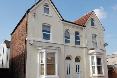 4 bedroom semi-detached house to rent, Holland Street, Fairfield