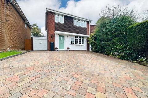 4 bedroom detached house for sale, Tanglewood Grove, Sedgley DY3