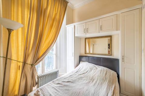 Queensborough Terrace, Bayswater, London, W2