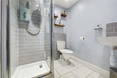11 The Crescent, Theale, Reading, RG7 5DT