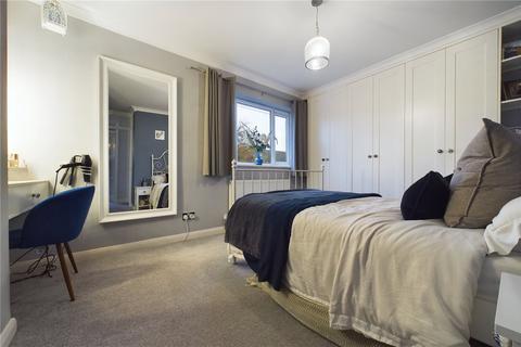 11 The Crescent, Theale, Reading, RG7 5DT