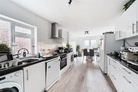 4 bedroom terraced house for sale, Elm Park Road, Finchley, N3