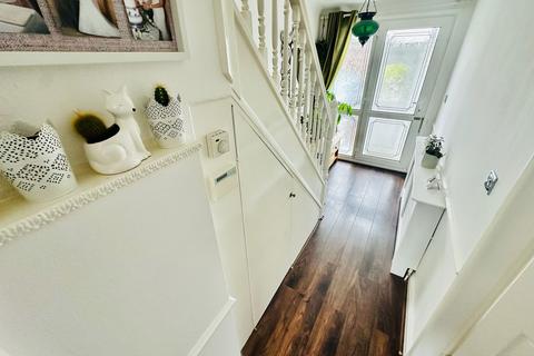 35 Camberley Crescent, Wolverhampton, WV4 6QR