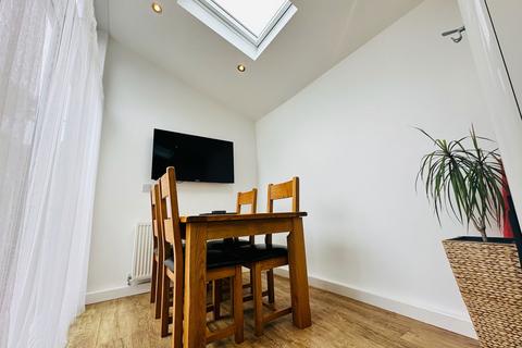 35 Camberley Crescent, Wolverhampton, WV4 6QR