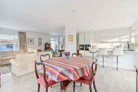 33 Bridle Road, Pinner, HA5 2SP