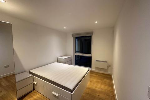 2 bedroom apartment to rent, Manchester M4