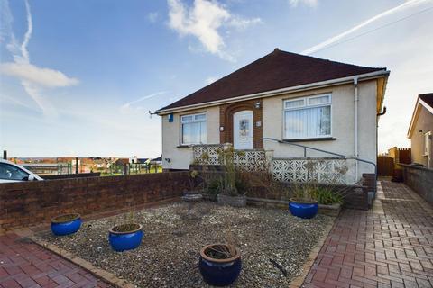 3 bedroom detached bungalow for sale, Severn Road, Porthcawl CF36