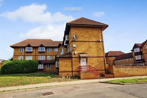 1 bedroom apartment to rent, Frobisher Road, Erith, Kent