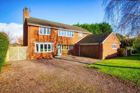 4 bedroom detached house for sale, Willow Lea, Chester CH1