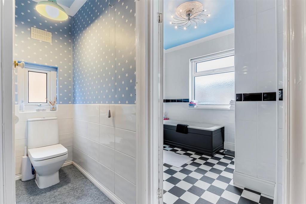 Toilet & Bathroom