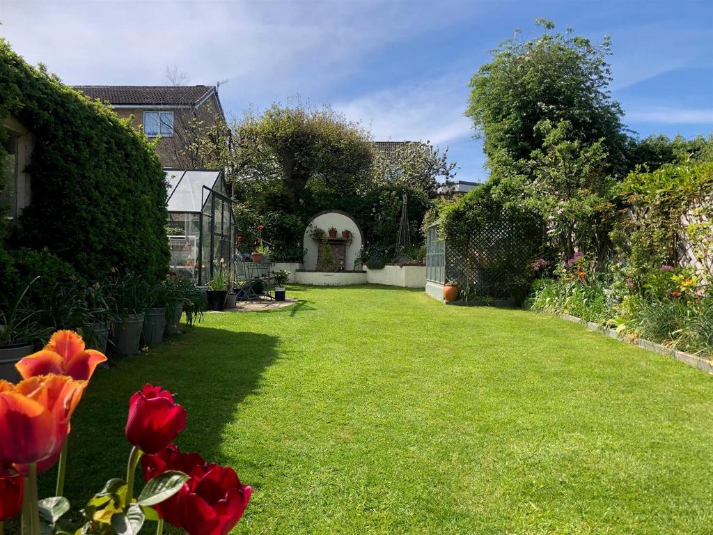 Garden Rear.jpg