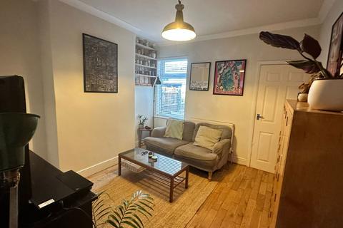 14 Bewdley Road, Birmingham, B30 2YE