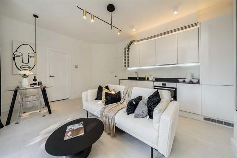 2 bedroom flat for sale, St. Margarets Road, London SE4