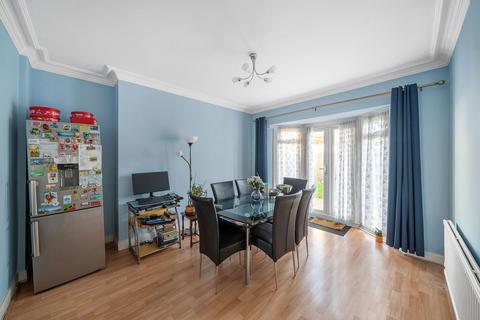 4 bedroom terraced house for sale, Streatham Road, London SW16