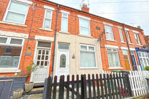 2 bedroom terraced house to rent, St. Albans Road, Nottingham NG5