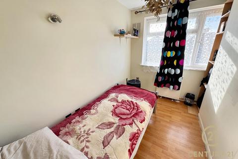 7 Beechcroft Close, Hounslow, TW5 9HW