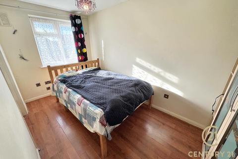 7 Beechcroft Close, Hounslow, TW5 9HW