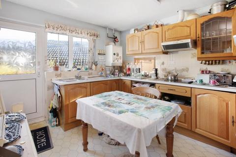 3 bedroom detached bungalow for sale, Kiln Close, Bovey Tracey, TQ13