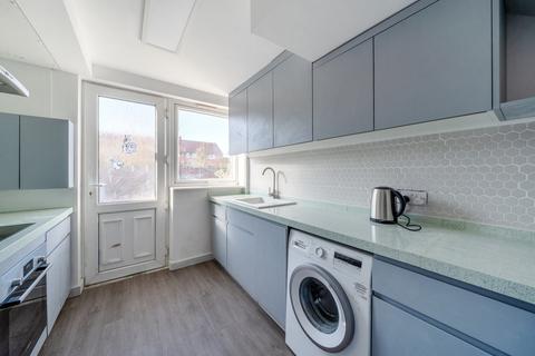 undefined, Avon Crescent, Gloucester GL3