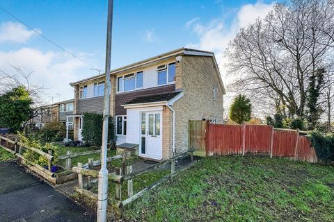 3 bedroom semi-detached house for sale, Fircroft Close, Tilehurst, Reading, RG31