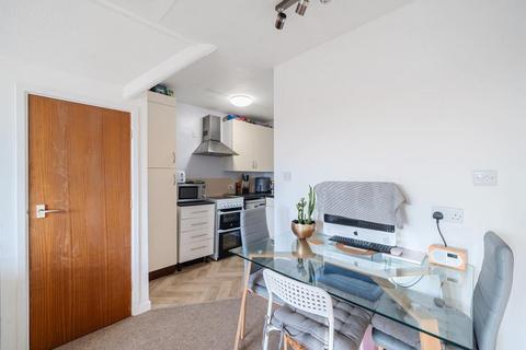 1 bedroom flat for sale, Thame,  Oxfordshire,  OX9