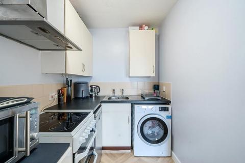 undefined, Thame, Oxfordshire, OX9