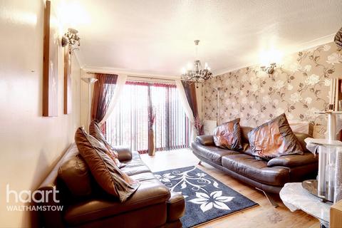 165 Queens Road, Walthamstow, London, E17 8PJ