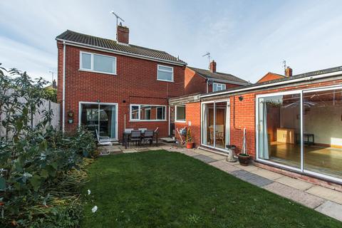 4 bedroom detached house for sale, Downs Road, Hunstanton, PE36