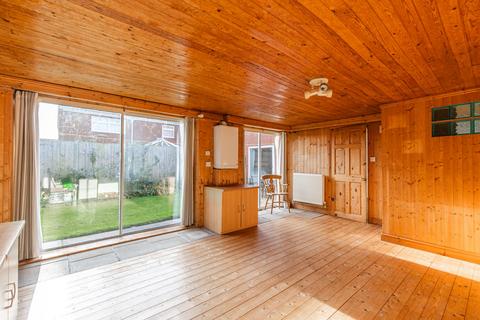 4 bedroom detached house for sale, Chain Free in Hunstanton