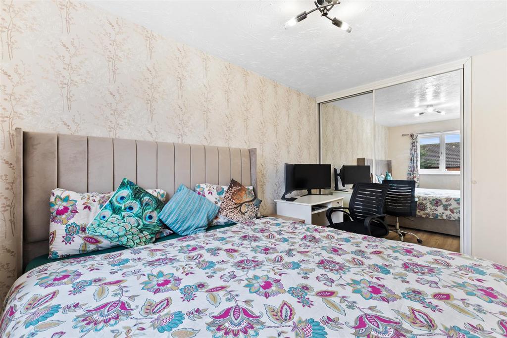 67 Braford Gardens Web18.jpg