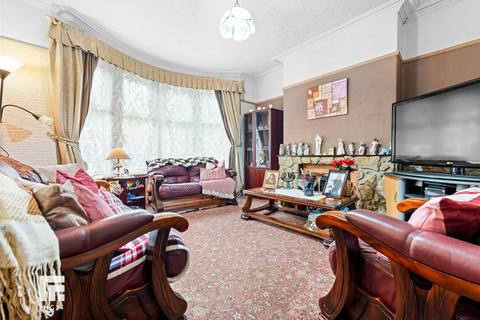 3 bedroom end of terrace house for sale, Princes Street, Roath, Cardiff