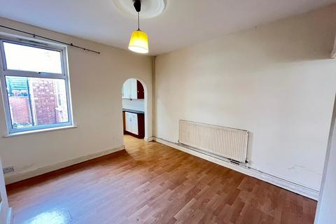 3 bedroom terraced house for sale, Cranmer Street, Leicester