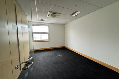 Office to rent, Stokenchurch Business Park,