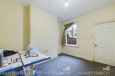 3 bedroom terraced house for sale, Lister Avenue