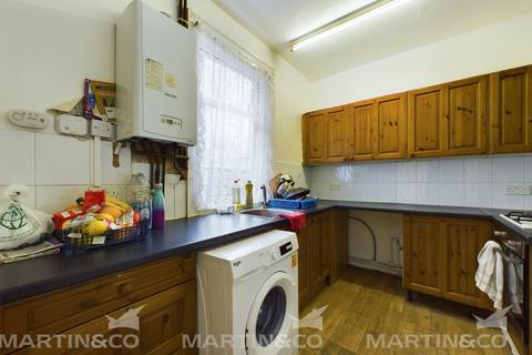 3 bedroom terraced house for sale, Lister Avenue